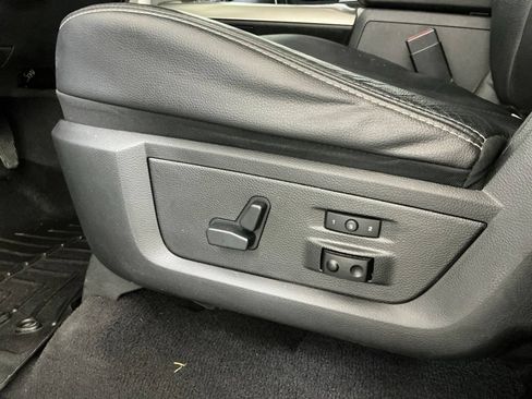 Used 2018 RAM 2500 Laramie w/ Cold Weather Group AWD/4WD image 20