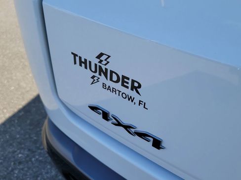 New 2026 Jeep Grand Wagoneer 4WD w/ Premium Group I image 8