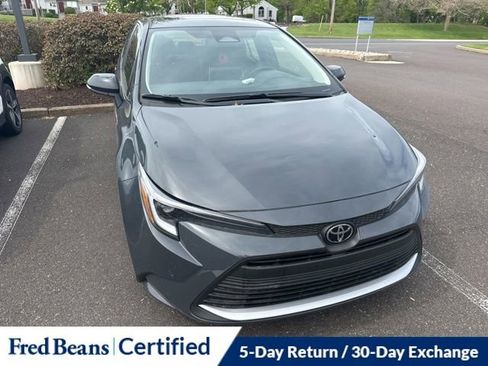 Used 2026 Toyota Corolla XLE FWD image 15