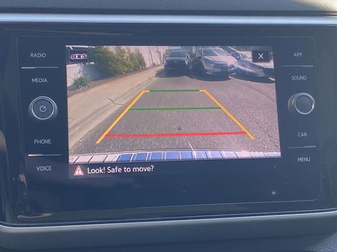 Used 2023 Volkswagen Atlas SE w/ Panoramic Sunroof Package FWD image 31