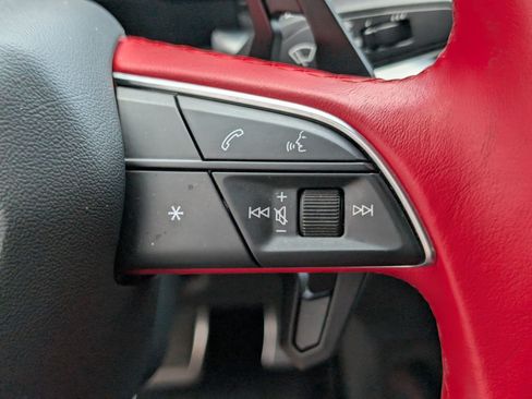 Used 2020 Lamborghini Urus AWD/4WD image 19