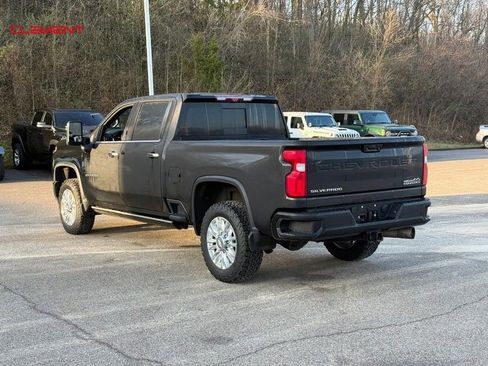 Used 2021 Chevrolet Silverado 2500 High Country w/ Z71 Off-Road Package image 3