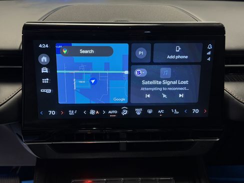 Used 2025 Lincoln Nautilus Premier w/ Equipment Group 102A image 7