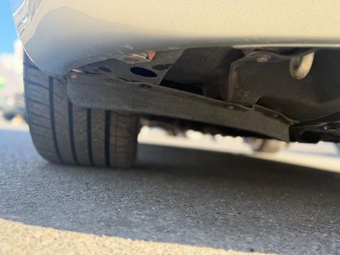 Used 2004 Lexus SC 430 Convertible image 81