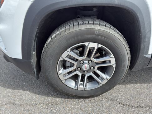 Used 2025 GMC Terrain Elevation AWD/4WD image 11
