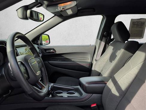 Used 2025 Dodge Durango GT AWD/4WD image 10
