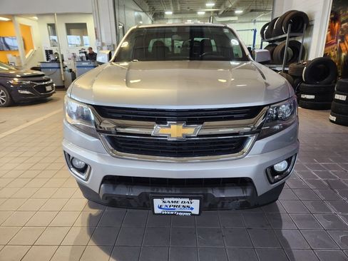 Used 2015 Chevrolet Colorado LT w/ LT Convenience Package image 2