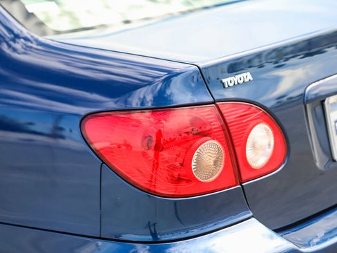 Used 2007 Toyota Corolla CE FWD image 8