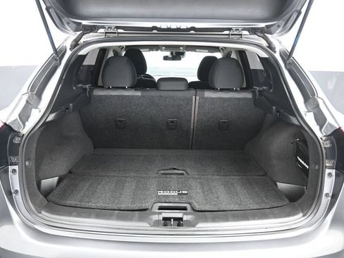 Used 2019 Nissan Rogue Sport SV AWD/4WD image 43