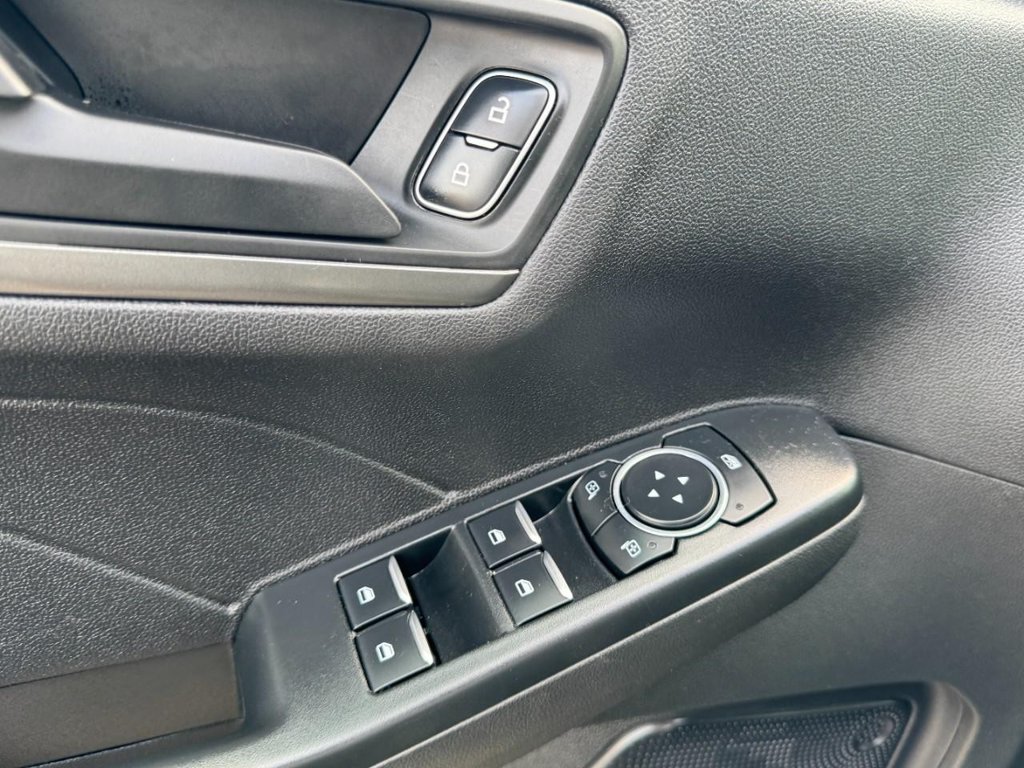 Certified 2023 Ford Escape Active AWD/4WD image 15