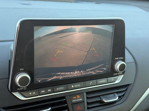 Used 2020 Nissan Altima 2.5 S FWD image 25