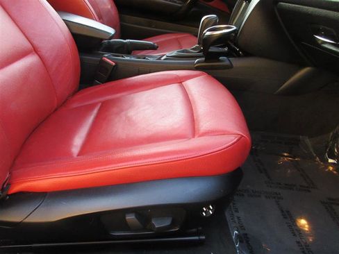 Used 2013 BMW 128i Convertible image 28