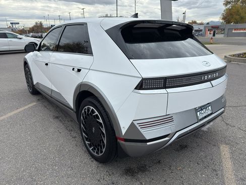 Used 2023 Hyundai Ioniq 5 Limited image 5