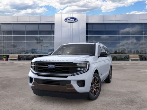 New 2026 Ford Expedition King Ranch AWD/4WD image 3