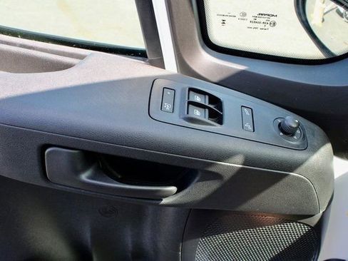 New 2024 RAM ProMaster 2500 w/ Convenience Group image 13