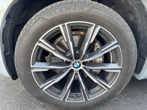 Used 2024 BMW X5 xDrive40i w/ M Sport Package AWD/4WD image 24