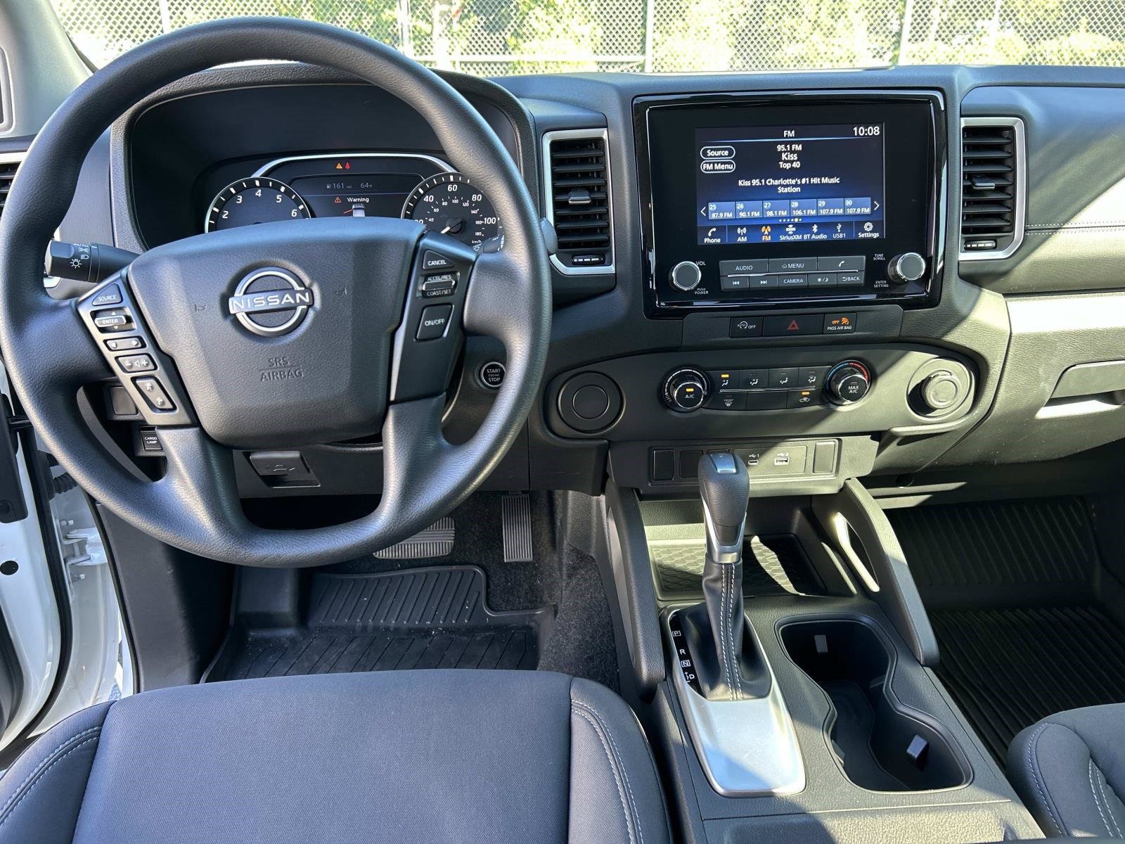 Used 2024 Nissan Frontier SV RWD image 13