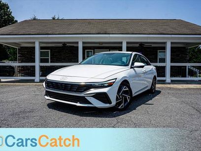 Used 2024 Hyundai Elantra Limited