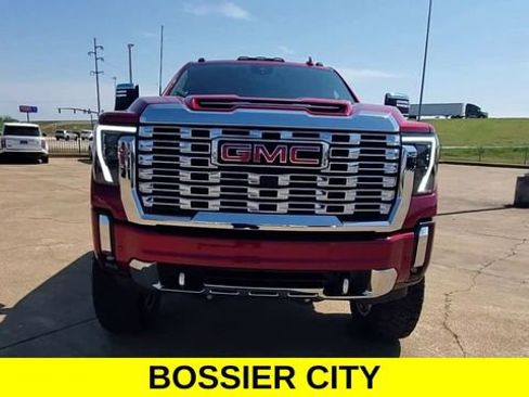 Used 2024 GMC Sierra 2500 Denali w/ Denali Reserve Package image 3