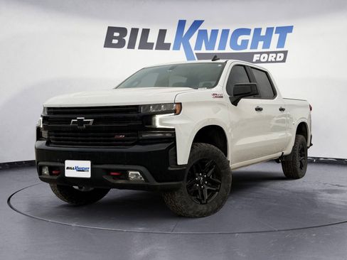 Used 2021 Chevrolet Silverado 1500 LT Trail Boss w/ Convenience Package II AWD/4WD image 1