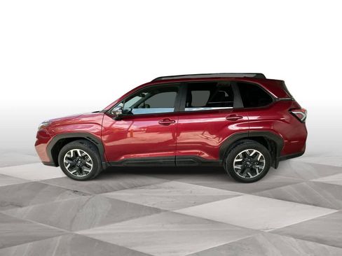 Used 2025 Subaru Forester Premium w/ Convenience Package #2 AWD/4WD image 5
