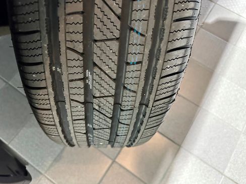 Certified 2024 Mercedes-Benz GLC 300 4MATIC image 39