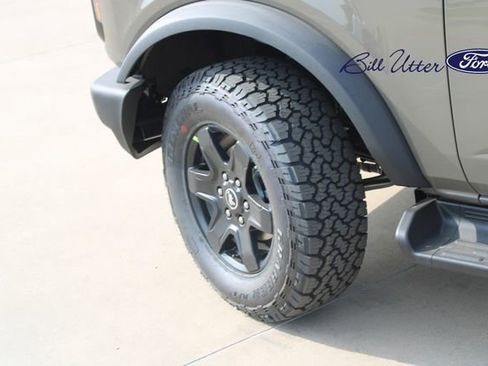 New 2025 Ford Bronco Outer Banks image 5