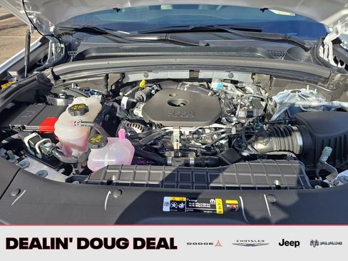 New 2026 Jeep Grand Cherokee Altitude image 21