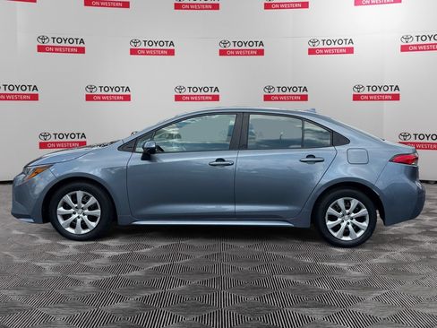 Used 2024 Toyota Corolla LE FWD image 8