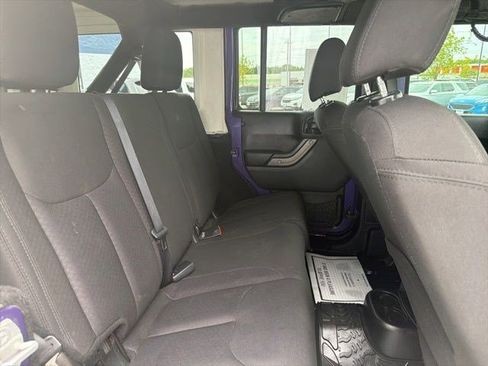 Used 2018 Jeep Wrangler Unlimited Sport S AWD/4WD image 12