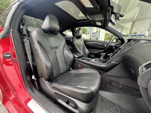 Used 2018 INFINITI Q60 Red Sport 400 w/ Sensory Package 3.0T Sport image 9