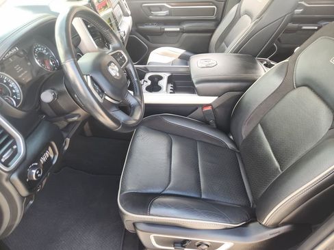 Used 2022 RAM 1500 Laramie RWD image 9