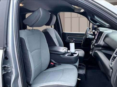 Used 2022 RAM 3500 Big Horn image 29