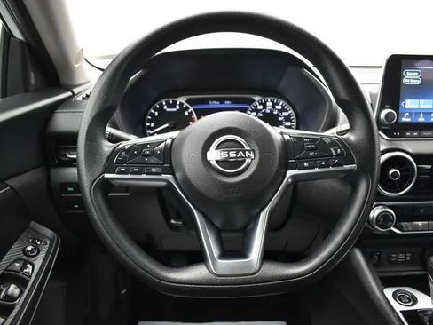 Used 2024 Nissan Sentra SV FWD image 19