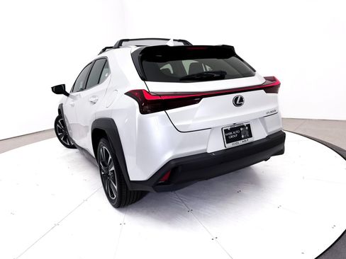 Used 2025 Lexus UX 300h FWD w/ Accessory Package (Z2) image 7