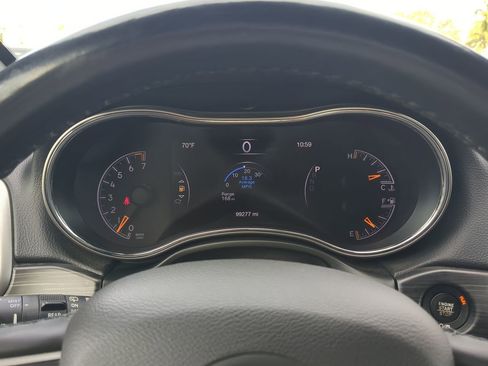 Used 2022 Jeep Grand Cherokee Laredo X image 28