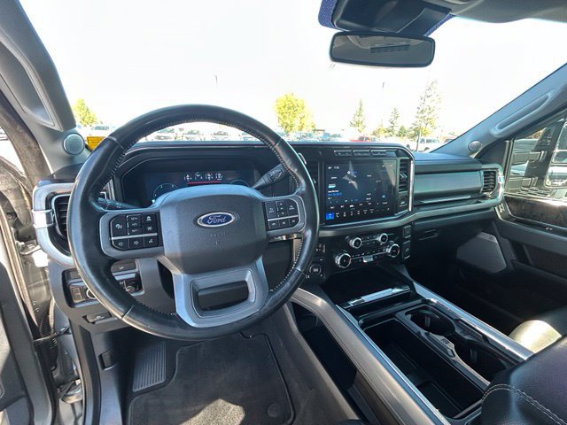 Used 2024 Ford F350 Lariat w/ Lariat Ultimate Package AWD/4WD image 25