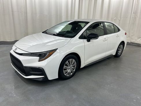 Used 2021 Toyota Corolla SE image 2