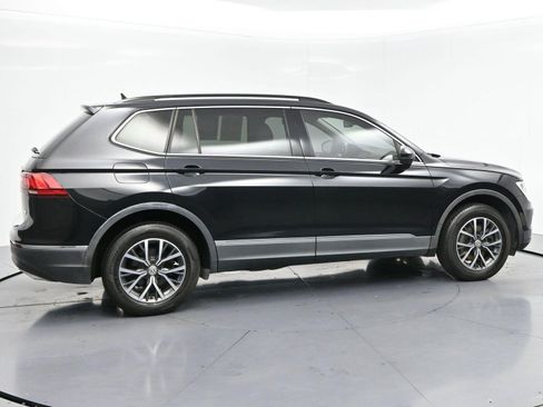 Used 2020 Volkswagen Tiguan SE w/ Panoramic Sunroof Package FWD image 8