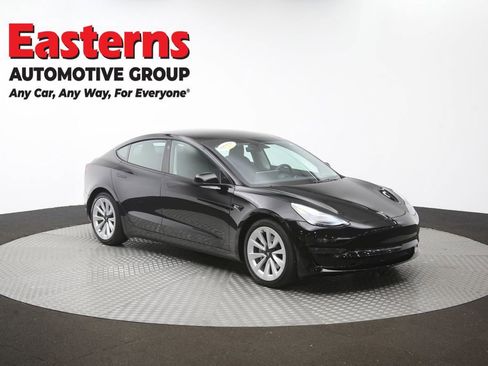 Used 2023 Tesla Model 3 Standard Range RWD image 43