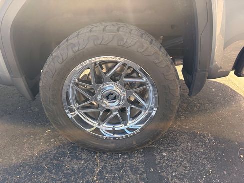 Used 2021 GMC Sierra 1500 Denali w/ Denali Ultimate Package AWD/4WD image 7