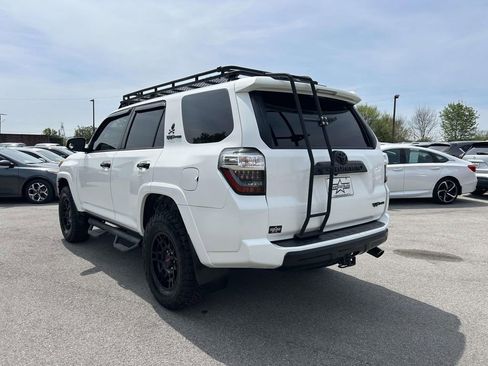 Used 2018 Toyota 4Runner TRD Pro AWD/4WD image 4