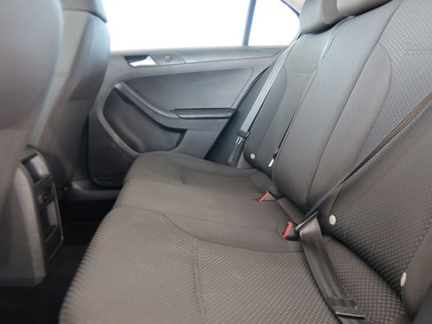 Used 2014 Volkswagen Jetta S image 27