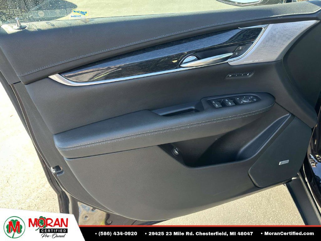 Used 2020 Cadillac XT5 Premium Luxury FWD image 14