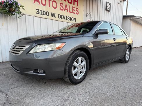 Used 2007 Toyota Camry LE image 3