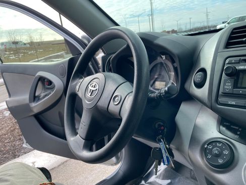 Used 2012 Toyota RAV4 4WD image 26