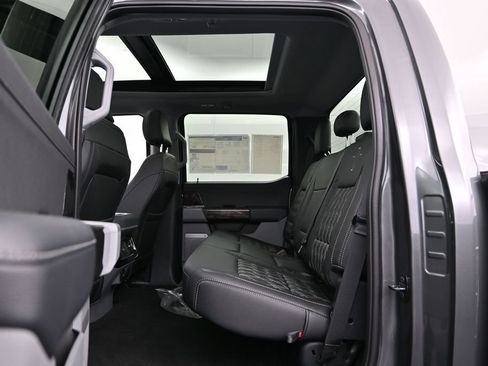 New 2026 Ford F250 XLT w/ XLT Premium Package AWD/4WD image 23
