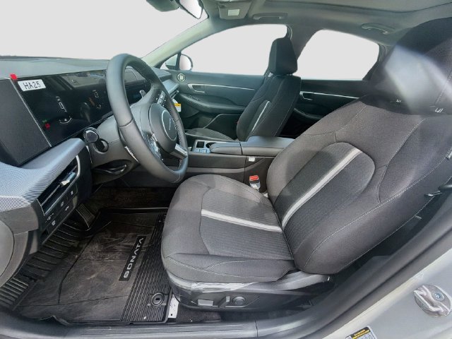 New 2026 Hyundai Sonata SEL FWD image 21