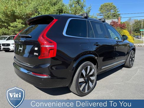 Certified 2023 Volvo XC90 T8 Ultimate w/ Protection Package Premier image 8