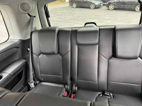 Used 2015 Honda Pilot Touring image 9